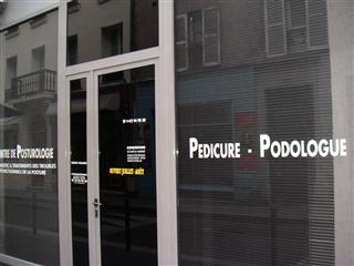 façade vitrine cabinet de podologie posturologie